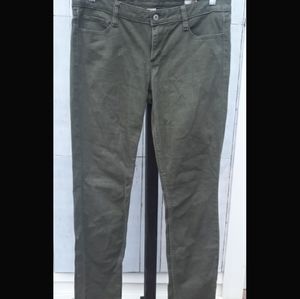 Olive, skinny fit pants